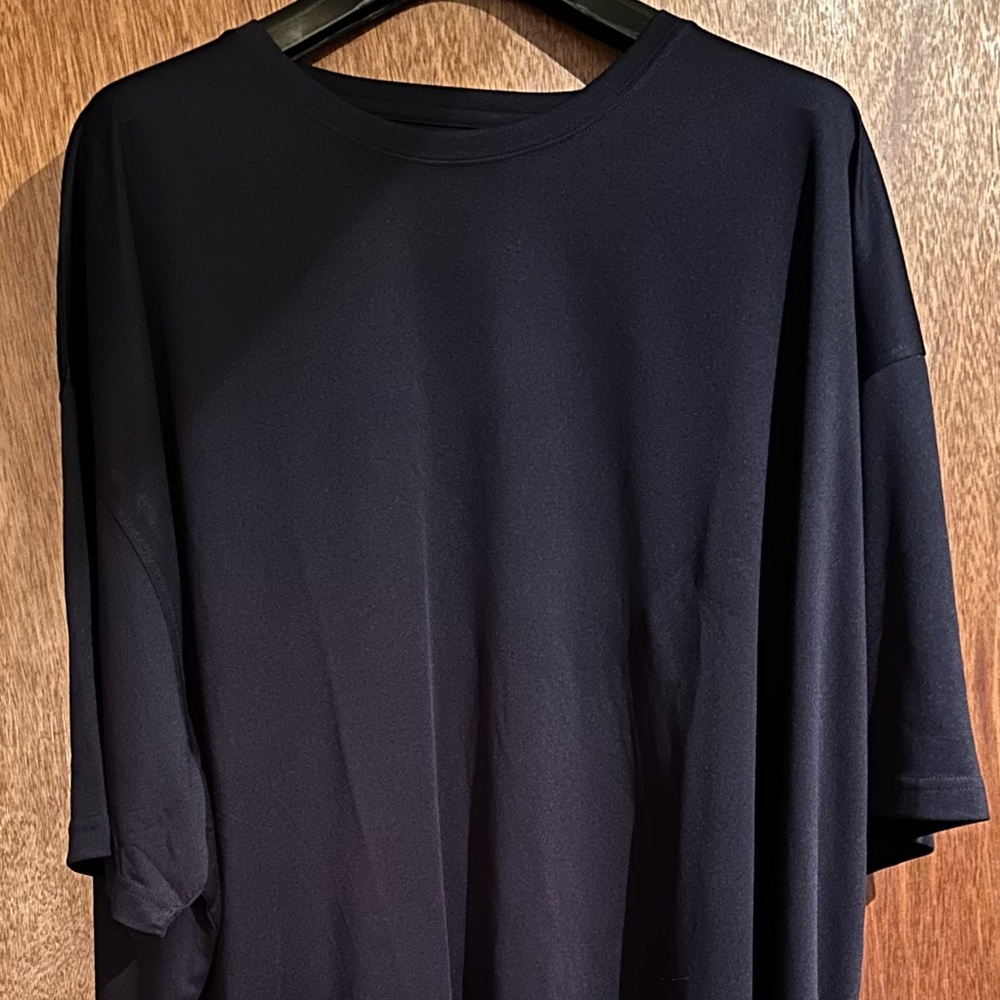 Ultra Club cool & dry short sleeve T shirts.  Navy Blue